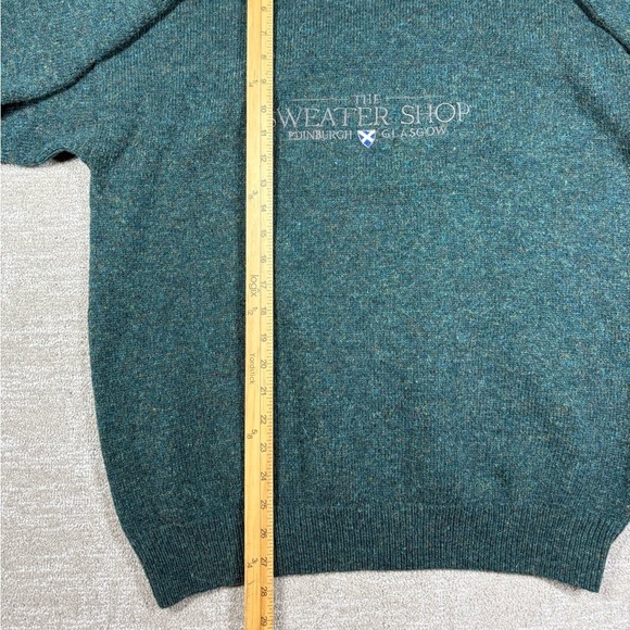 Vintage The Sweater Shop Pure New Wool Made in the UK Crew Neck Sweater - Picture 6 of 7